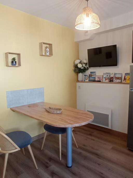 A 50 M De La Plage, Appartement De 35 M2 : Les Pieds Sales Bréhal Exteriér fotografie