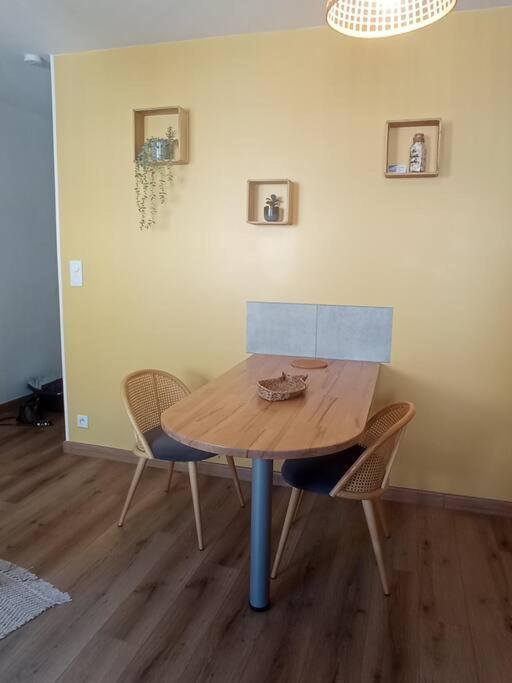 A 50 M De La Plage, Appartement De 35 M2 : Les Pieds Sales Bréhal Exteriér fotografie
